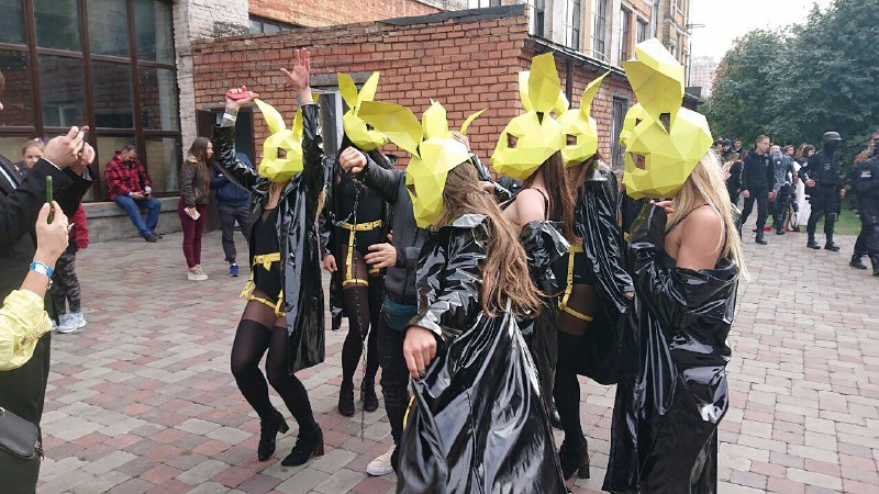 #Cosplay@Sinful_arts